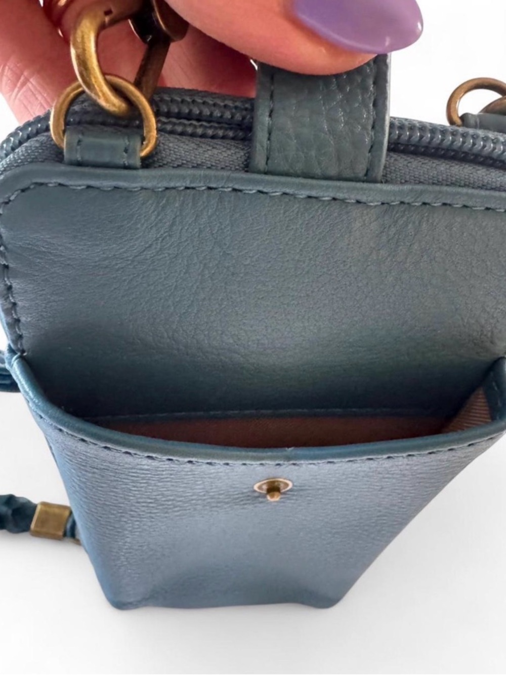 THE SAK Silverlake Leather Smartphone Wallet, Wristlet or Crossbody Bag - Picture 7 of 10